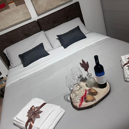 Theroom41 Lecce Bagian luar foto