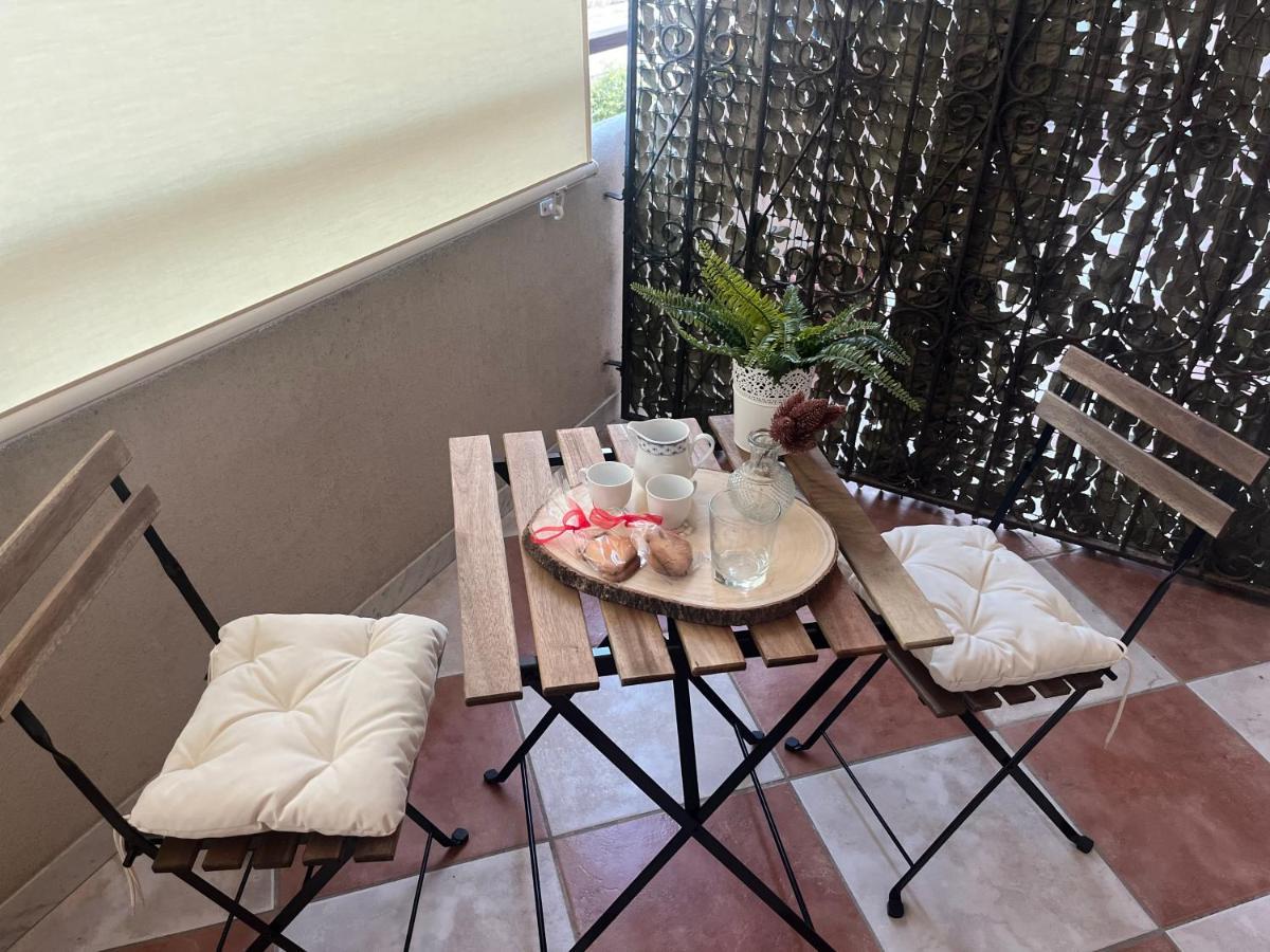 Theroom41 Lecce Bagian luar foto