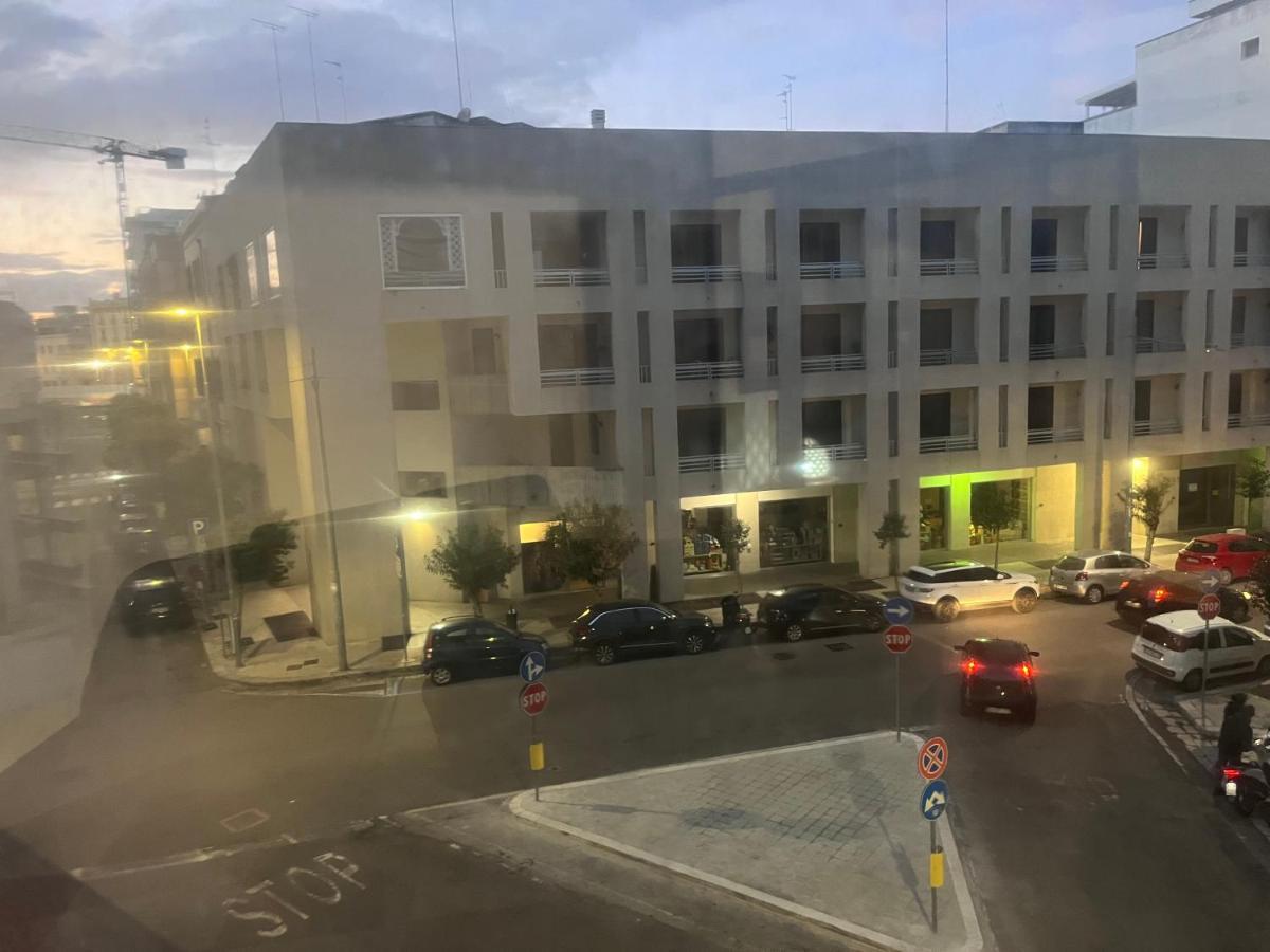 Theroom41 Lecce Bagian luar foto