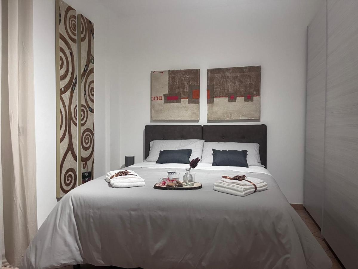 Theroom41 Lecce Bagian luar foto