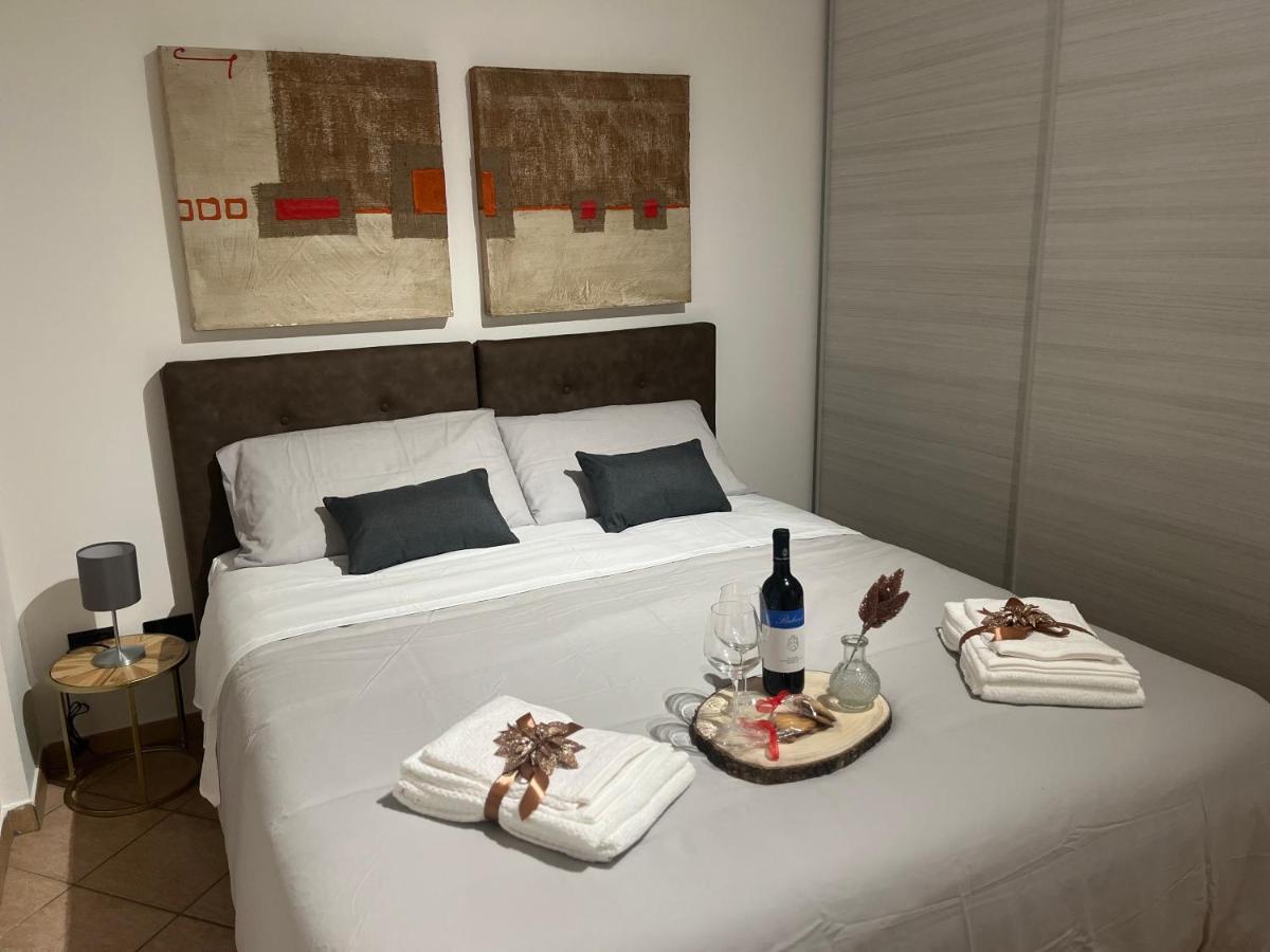 Theroom41 Lecce Bagian luar foto