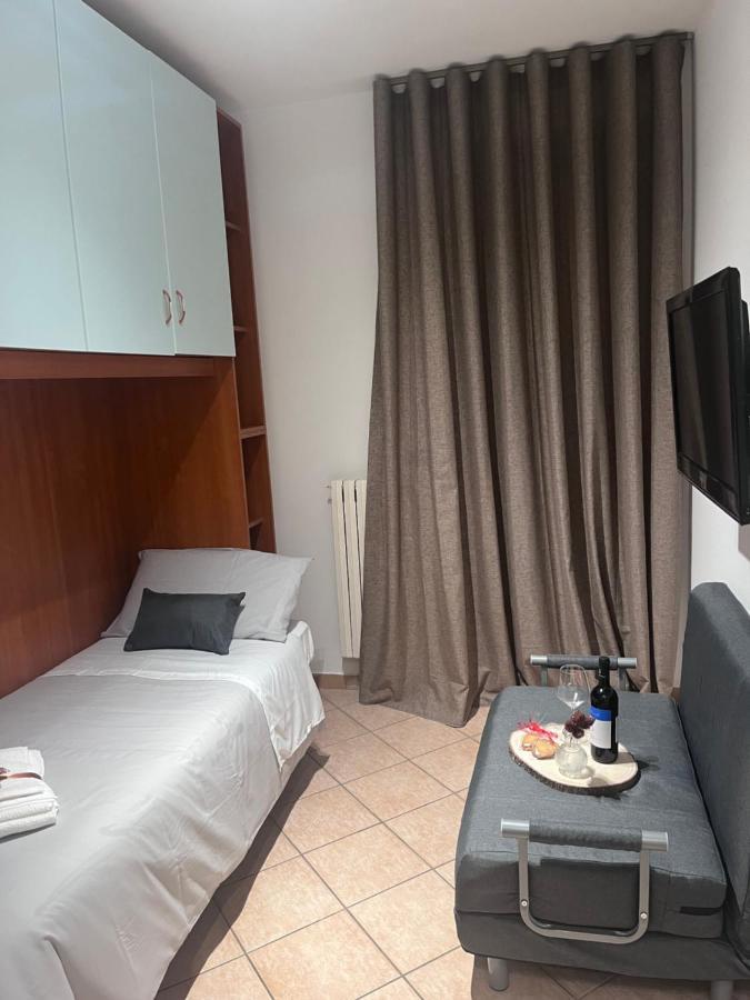 Theroom41 Lecce Bagian luar foto