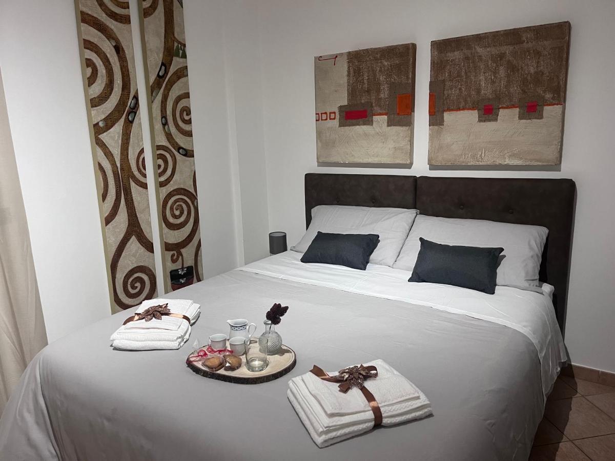 Theroom41 Lecce Bagian luar foto